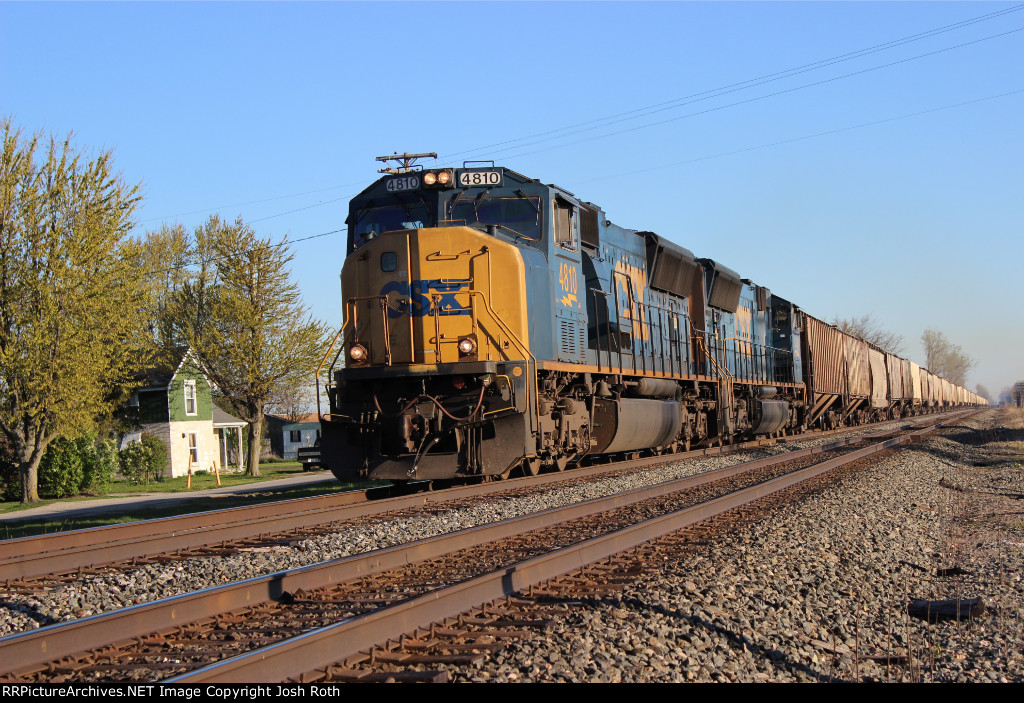 CSX 4810 & CSX 4743